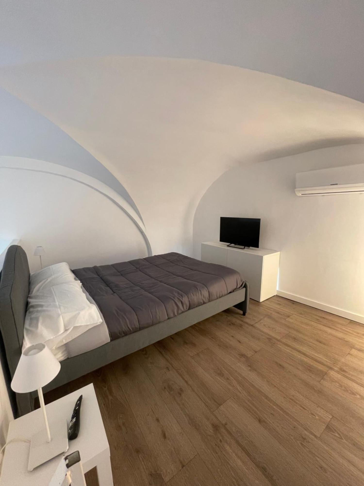 Carmelitani Center Apartment Catánia Buitenkant foto
